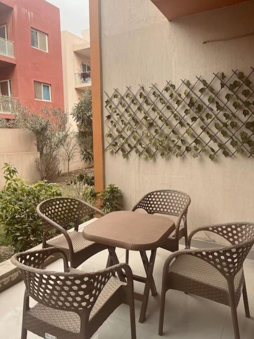 Apartment Lovely With Private Garden In New Cairo