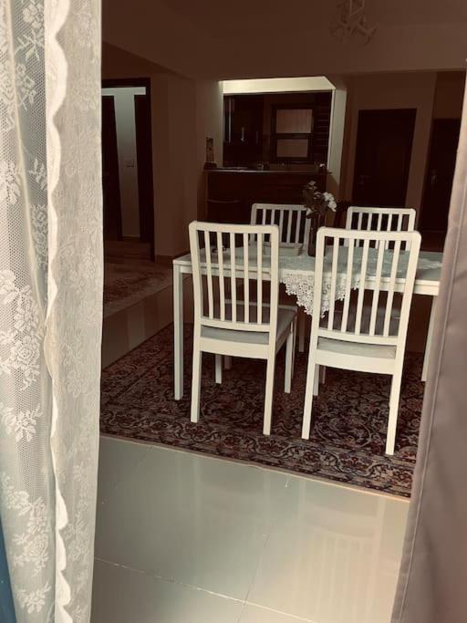 Lovely With Private Garden In New Apartment *